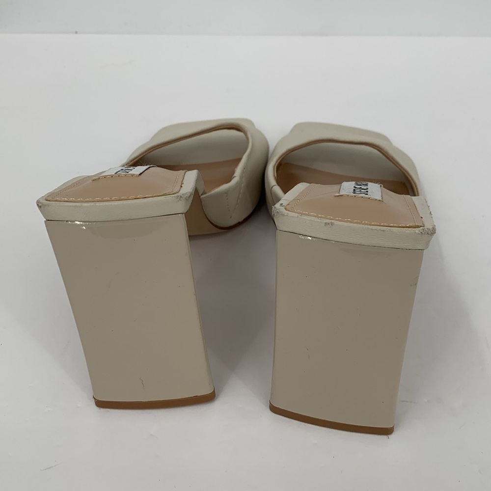 Steve Madden Twist slide heel sandal shoe sculptural heel triangle cream mule 10 - Picture 5 of 7